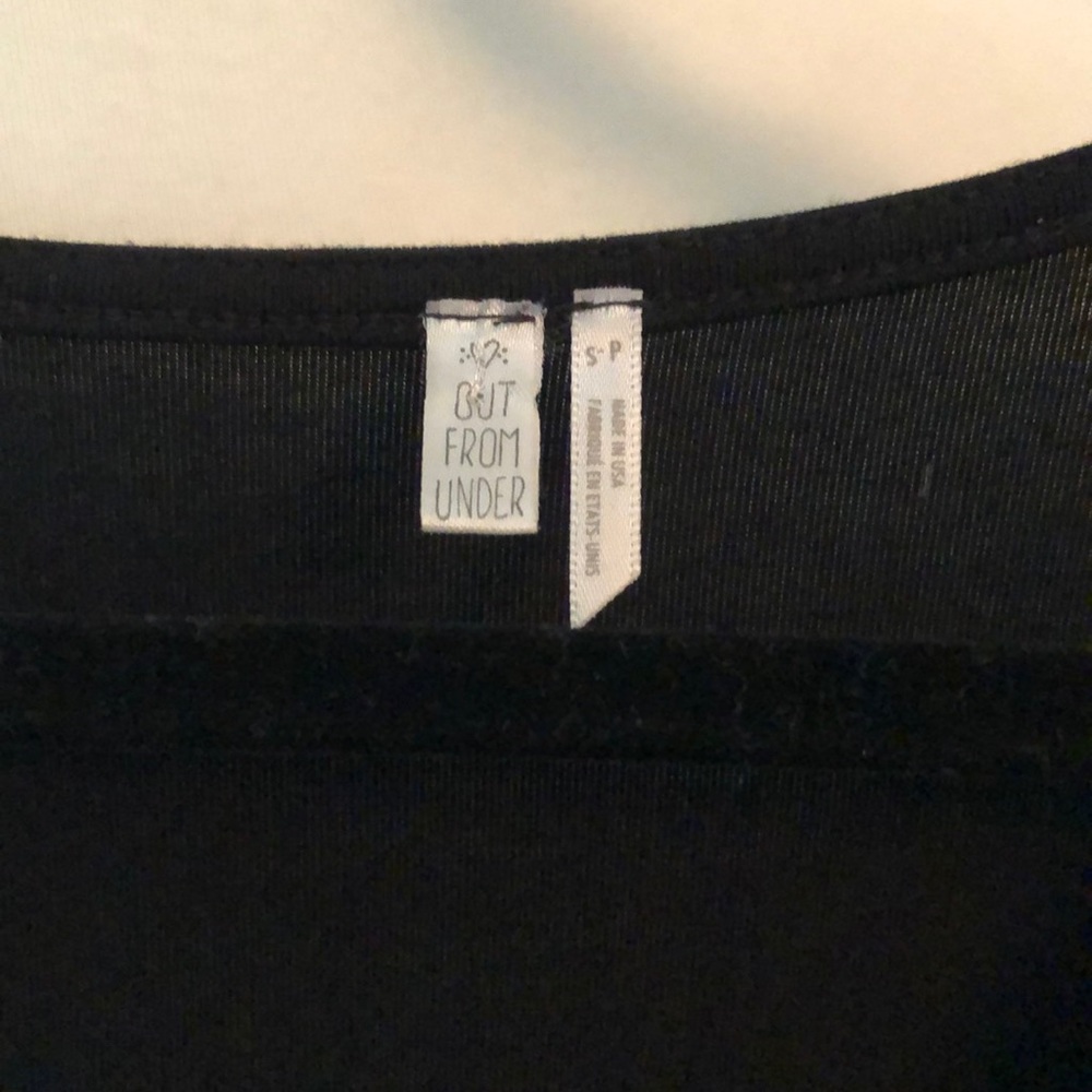 Simple and Basic Black Low Cut Bodysuit - Picture 6 of 8